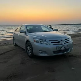 Toyota Camry 2010