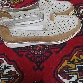 ТАЗЕ КУВИШ