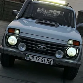 Lada Niva 2012