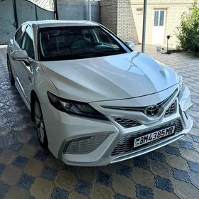 Toyota Camry 2022
