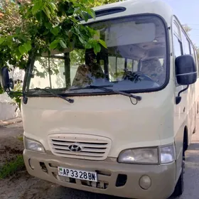 Hyundai County 2004