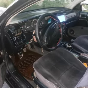 Opel Omega 1995