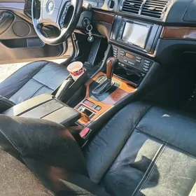 BMW E39 2003