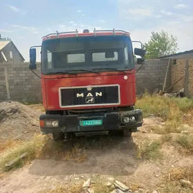 Man L2000 1990