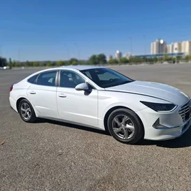 Hyundai Sonata 2021