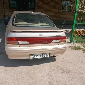 Nissan Maxima 1997