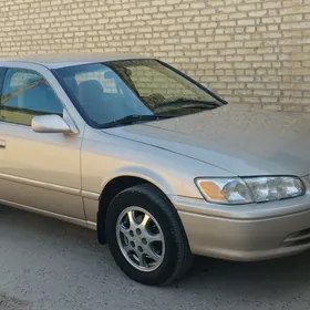 Toyota Camry 1998
