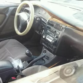 Toyota Corona 1993