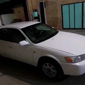 Toyota Camry 1999