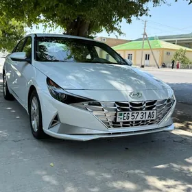 Hyundai Elantra 2021