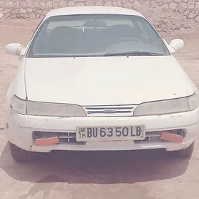 Toyota Carina 1995