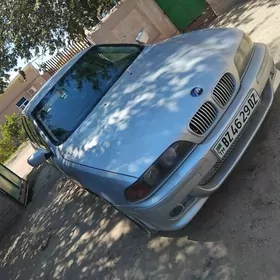 BMW E39 1999