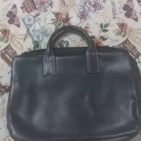 ele gotorulyan papga