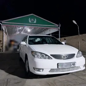 Toyota Camry 2005