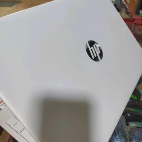 Akja HP i5 12 pok notebook