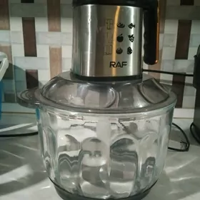 продается мясорубка электричес