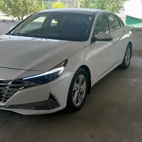 Hyundai Elantra 2020