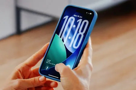 Apple adaty ringtonyň remiksleri we beýleki täzelikler bilen iOS 26 beta 6-ny çykardy
