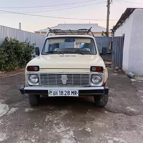 Lada Niva 1988