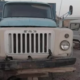 Gaz 52 1984