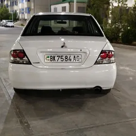 Mitsubishi Lancer 2005