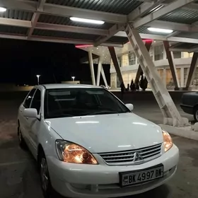 Mitsubishi Lancer 2011