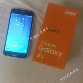Samsung J5