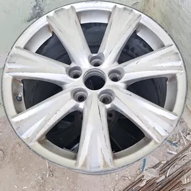 Lexus ES GS diska 17lik