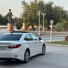 Lexus ES 350 2016