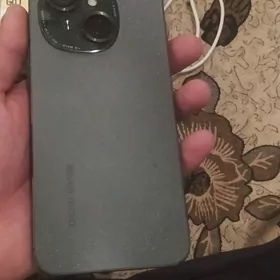Tecno spark go1