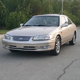 Toyota Camry 2000
