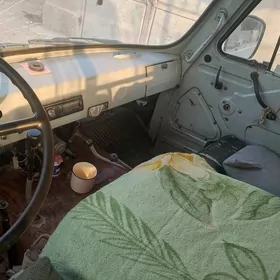 UAZ 452 1999