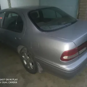 Nissan Cefiro 1995