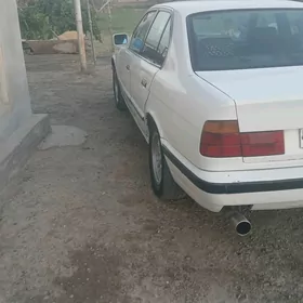 BMW 525 1989