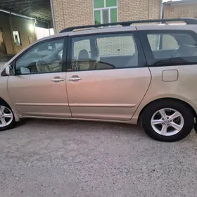 Toyota Sienna 2009