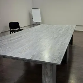 Ofis stoly (офисный стол)