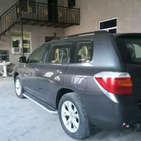 Toyota Highlander 2010