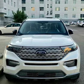 Ford Explorer 2022