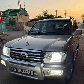 Toyota Land Cruiser 2000