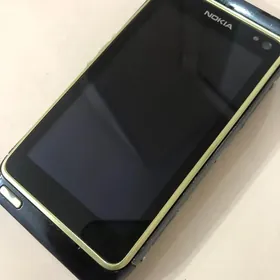 nokia  n8