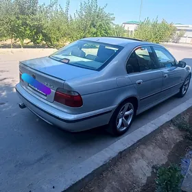 BMW E39 1999