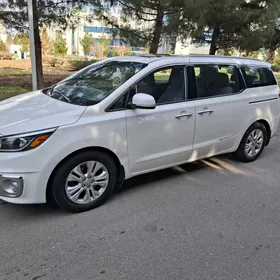 Kia Sedona 2020