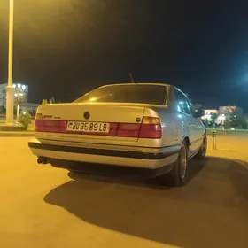 BMW 530 1990