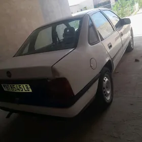 Opel Vectra 1989