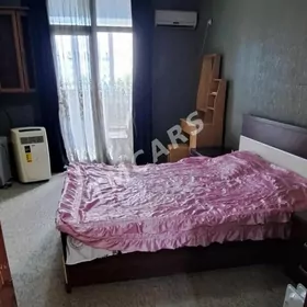 (2381)-MIR1 YUNUS EMRE BAZARYŇ ÝANY 2-KOMNAT 65-KW