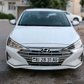 Hyundai Elantra 2020