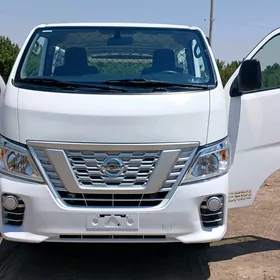 Nissan Urvan 2021