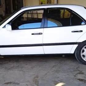 Mercedes-Benz C280 1993