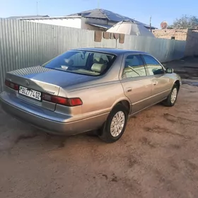 Toyota Camry 1998