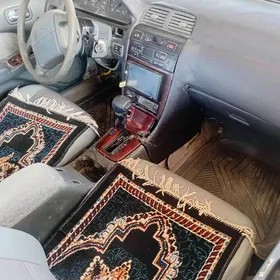Nissan Cefiro 1994